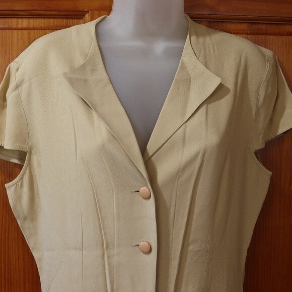 Giorgio Armani Vintage 1980s Cream Ruched Jacket + Mini Skirt Set – Rare Designe - Picture 2 of 16